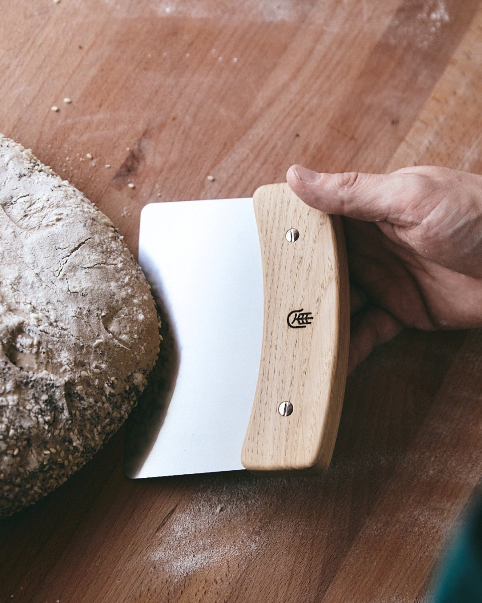 Bench Knife Oak - SIMPEL - sourdough & coffee